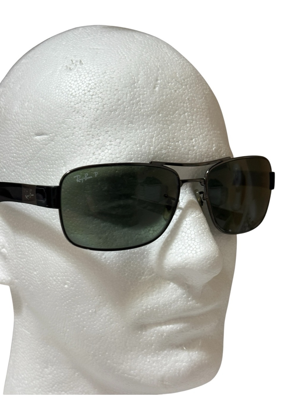 Ray-Ban Classic Men's Black Frame Sunglasses with Dark Green Lenses